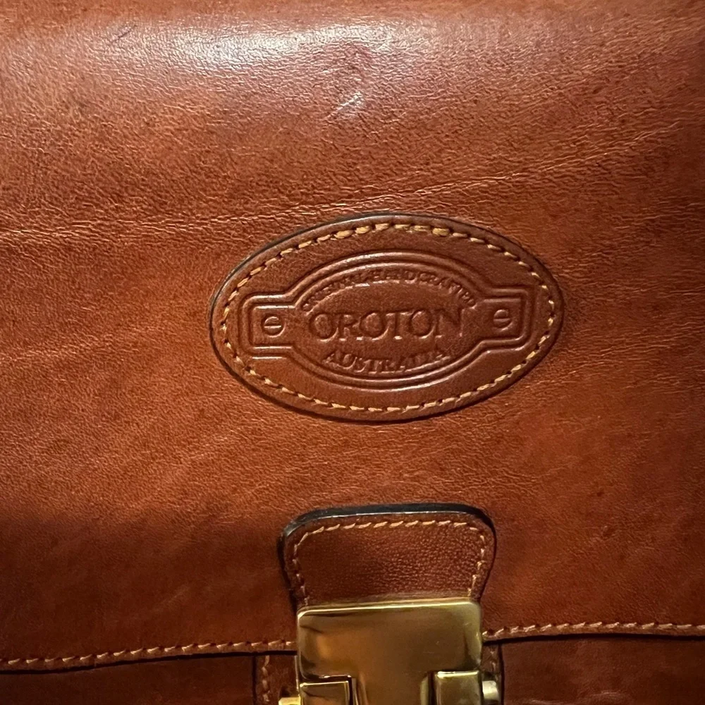 Vintage Oroton Leather Crossbody Satchel – Made in Australia